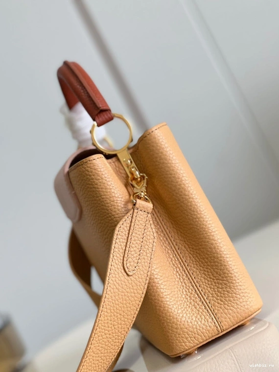 WIS LOUIS VUITTON BB CAPUCINES 0927
